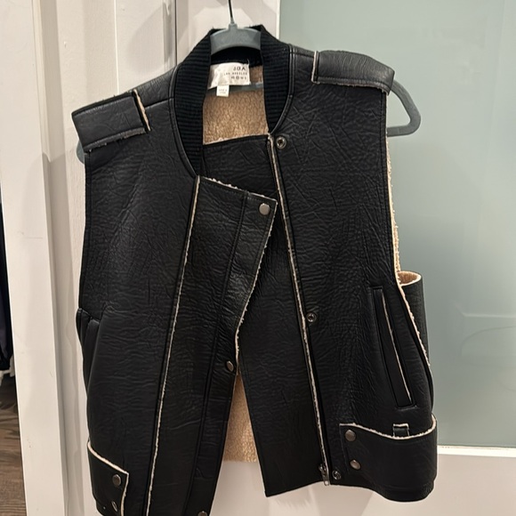 JOA black faux leather Sherling vest small sold out - Picture 3 of 6